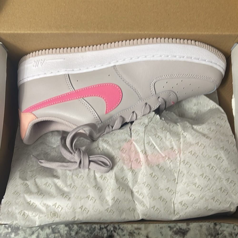 AIR FORCE 1 - Picture 10 of 11